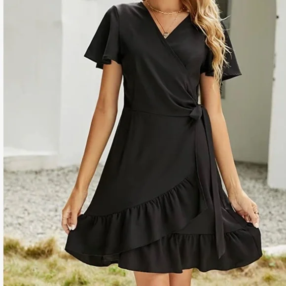 Summer Women Short Sleeve V Neck Casual Short Ruffle Dresses - Picture 3 of 16